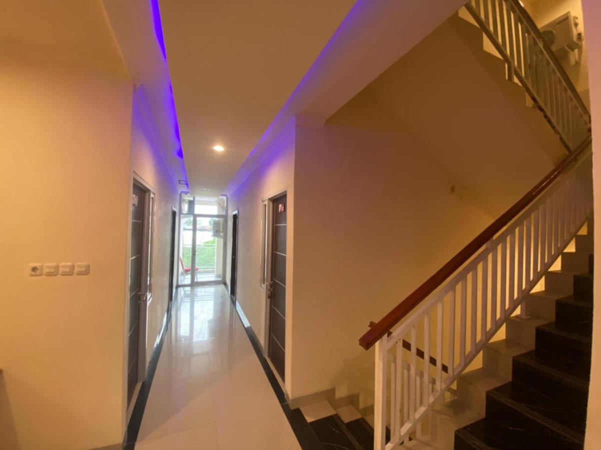 Mapala Guest House Makassar RedPartner Extérieur photo