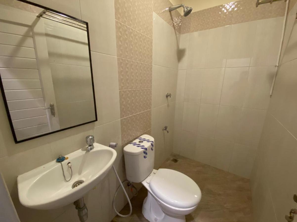 Mapala Guest House Makassar RedPartner Extérieur photo